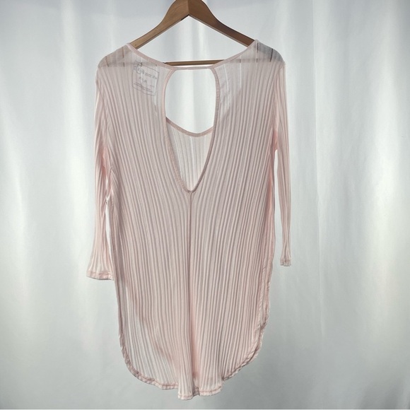Free People We The Free Astoria Hacci Top in Light Pink Size Medium - Picture 5 of 8